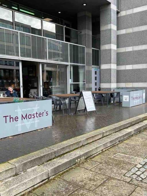 Leeds Clarence Dock 2 Bedroom Apt Luaran gambar